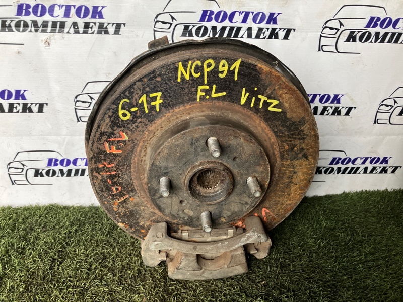 Ступица Toyota Vitz NCP91 1NZ-FE перед лев