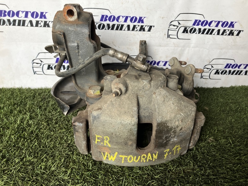 Суппорт Volkswagen Touran 2008 BMY перед прав