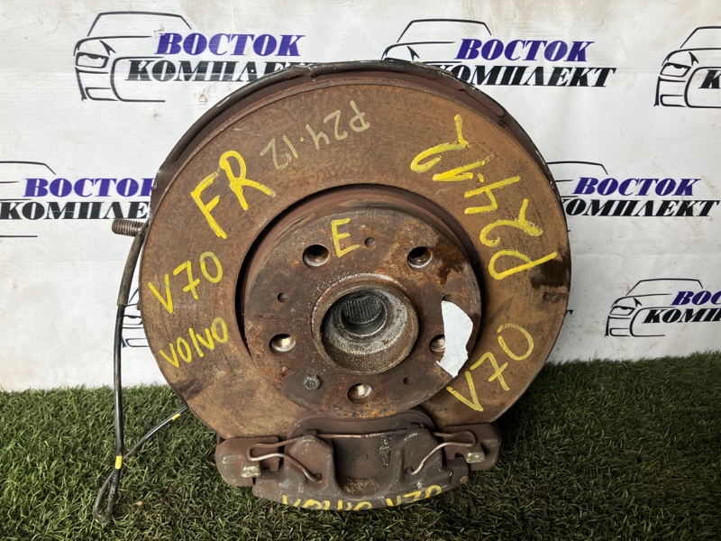 Ступица Volvo V70 2004 SW65 B5244S2 перед прав