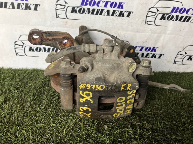 Суппорт Suzuki Alto 2001 HA23S K6A перед прав