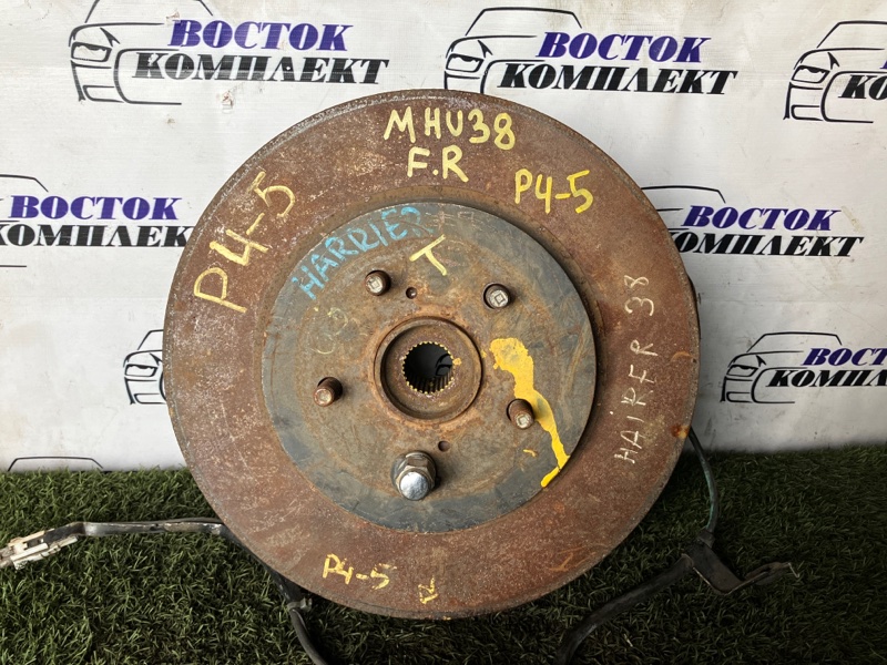 Ступица Toyota Harrier MHU38W 3MZ-FE перед прав