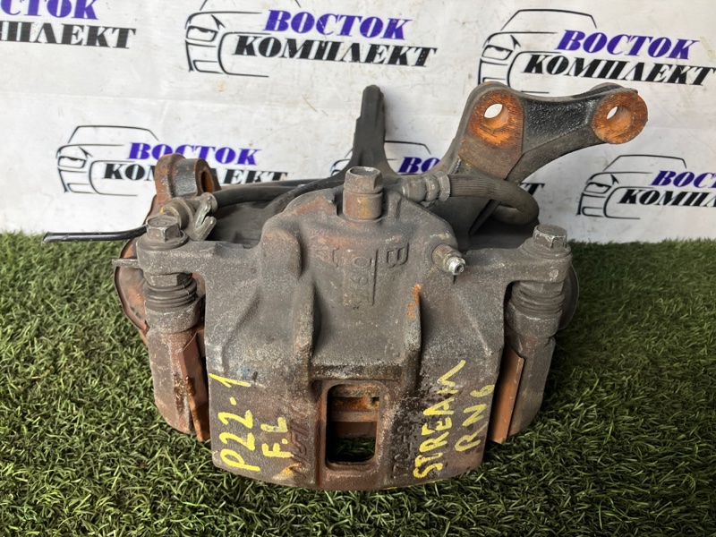 Суппорт Honda Stream RN6 R18A перед лев