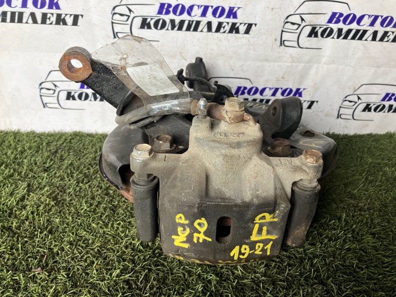 Суппорт Toyota Will Cypha NCP70 2NZ-FE перед прав