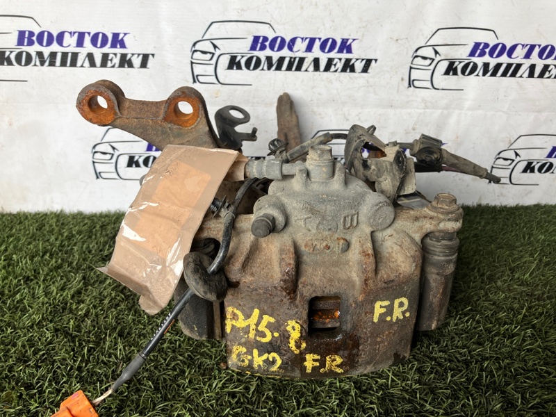 Суппорт Honda Mobilio Spike GK2 L15A перед прав