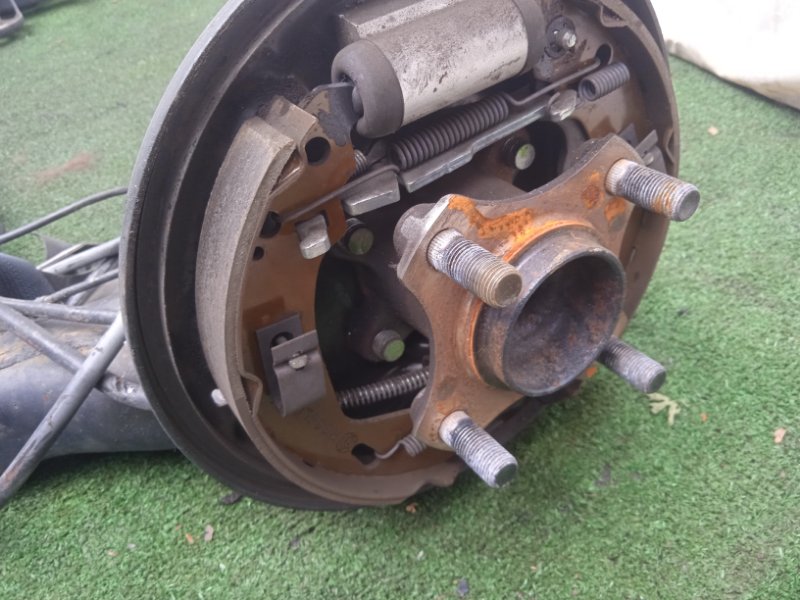 Ступица Suzuki Swift ZC72S K12B зад лев