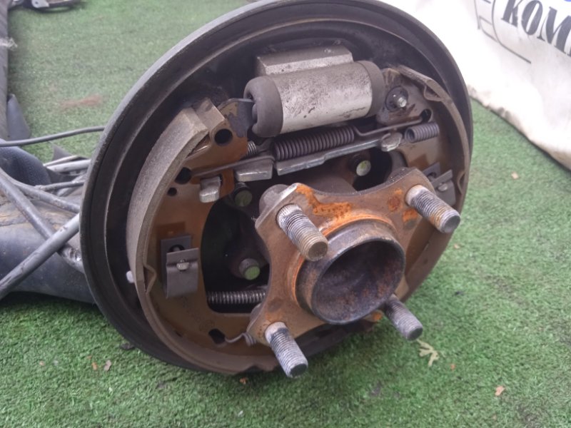 Механизм ручника Suzuki Swift ZC72S K12B зад лев