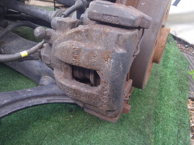 Суппорт Volvo V70 2001 SW58 B5244T3 зад лев