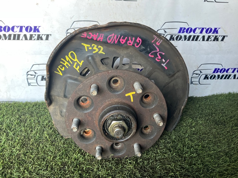 Ступица Toyota Grand Hiace VCH10W 5VZ-FE перед лев