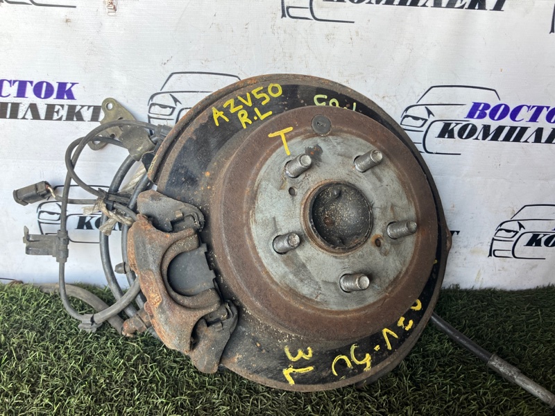 Ступица Toyota Vista AZV50 1AZ-FSE зад лев