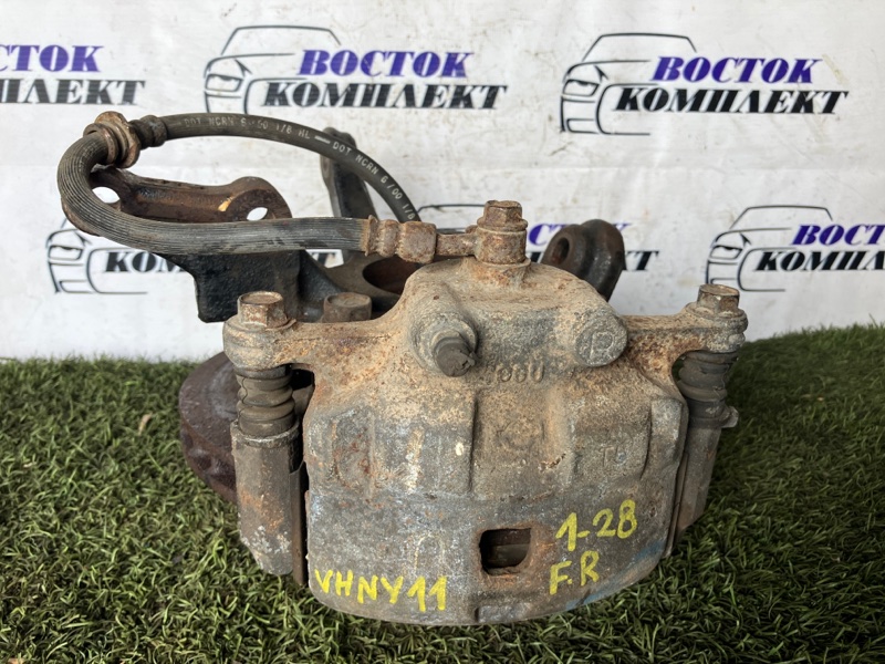 Суппорт Mazda Familia BVHNY11 QG18DE перед прав