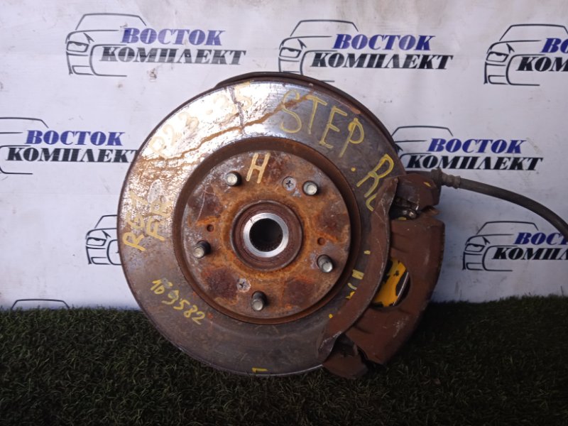 Ступица Honda Stepwgn 2009 RG1 K20A перед прав