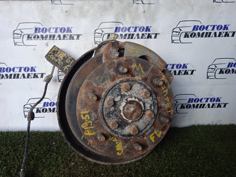 Ступица Mitsubishi Canter FD50AB 4M40 перед лев