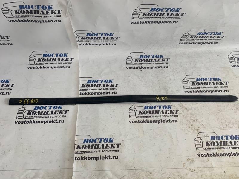 Молдинг на дверь Nissan Serena TC24 QR20DE перед прав