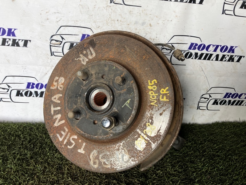 Диск тормозной Toyota Sienta NCP85G 1NZ-FE перед