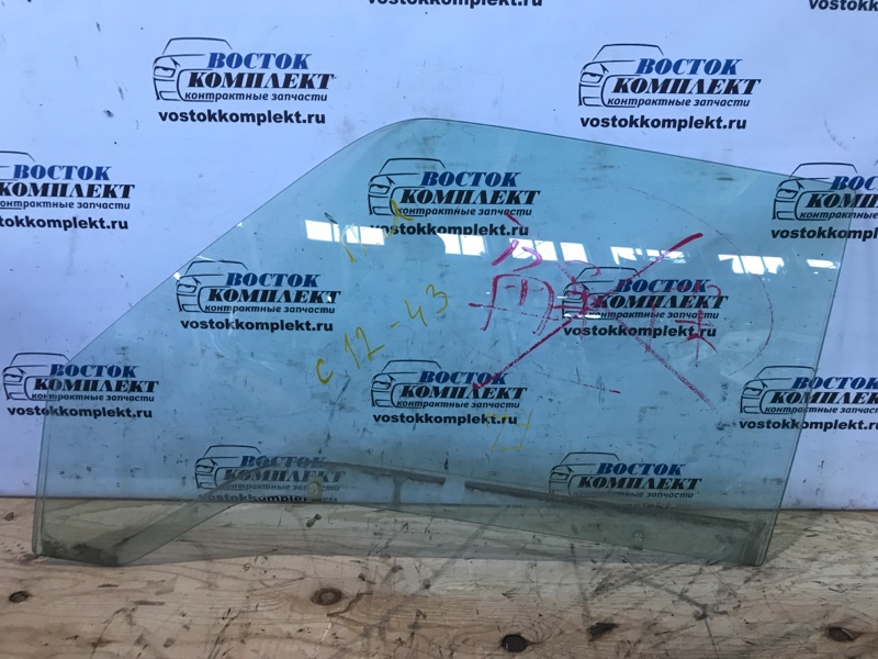 Стекло двери Nissan Vanette 2004 SK82TN F8 перед лев