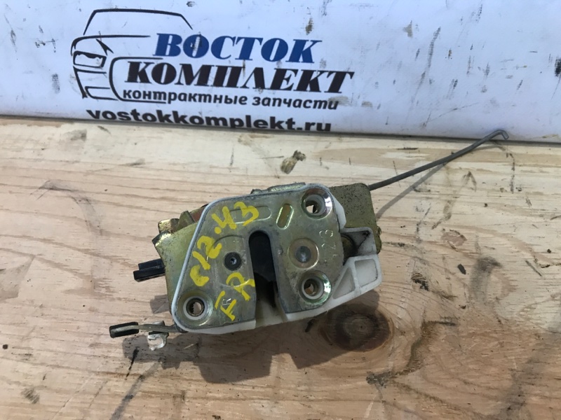 Замок дверной Nissan Vanette 2004 SK82TN F8 перед прав