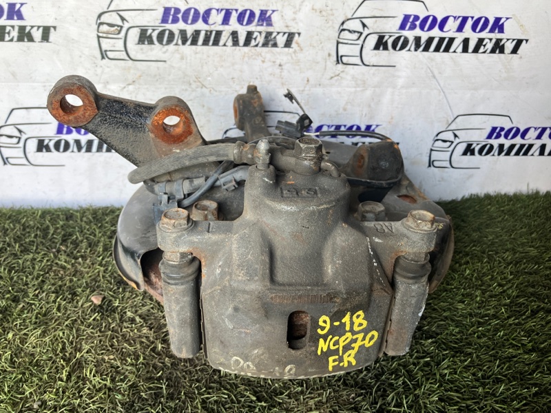 Суппорт Toyota Will Cypha NCP70 2NZ-FE перед прав