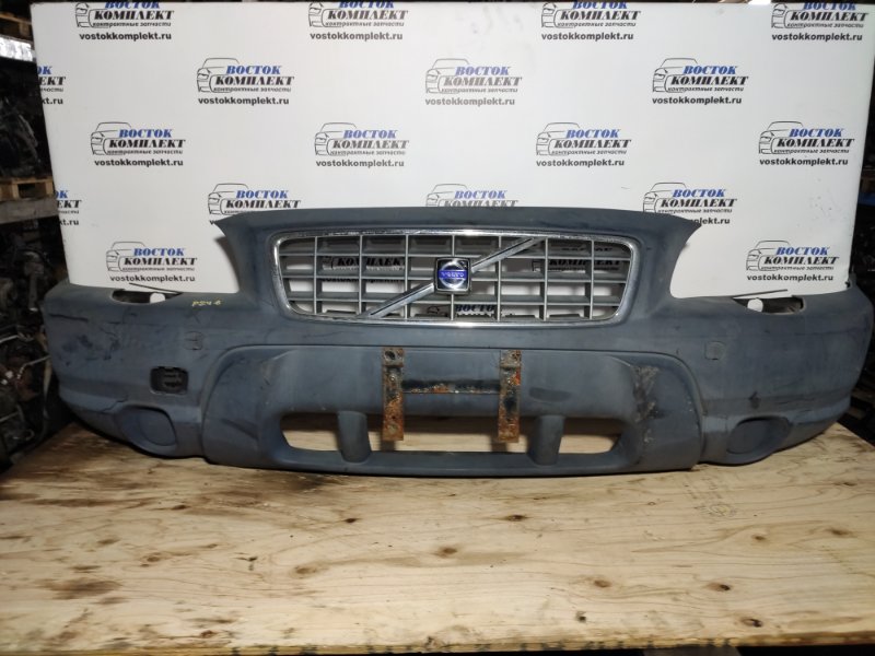 Бампер Volvo V70 2001 SW58 B5244T3 перед