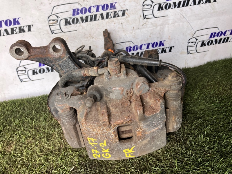 Суппорт Honda Mobilio Spike 2003 GK2 L15A перед прав