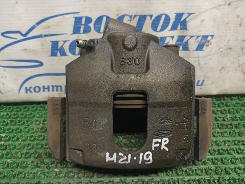 Суппорт Mazda Verisa DC5W ZY-VE перед прав