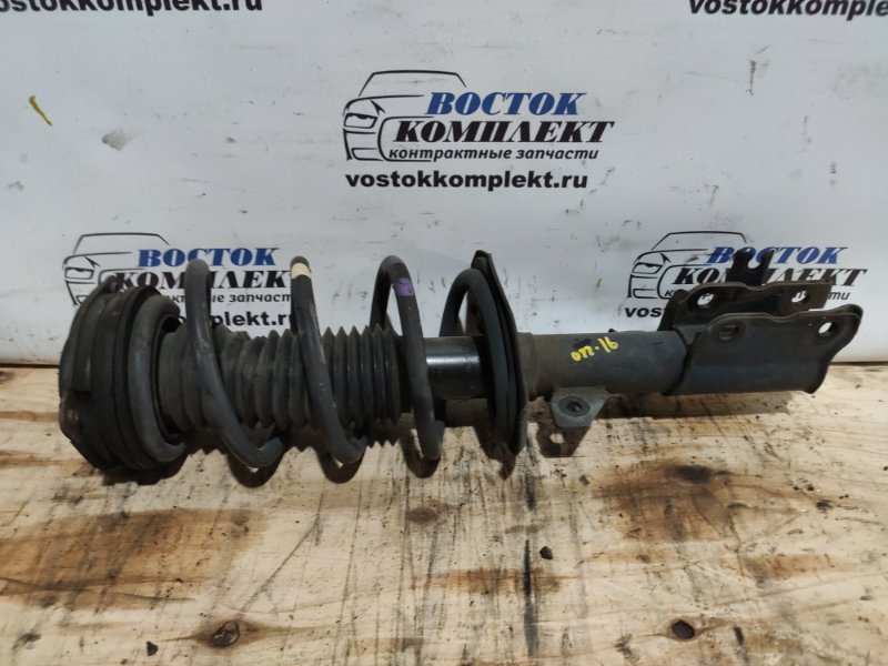 Стойка подвески Nissan Serena CC25 MR20DE перед