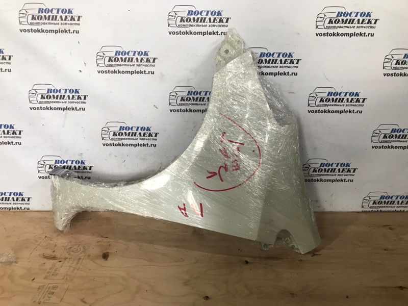 Крыло Toyota IQ 2012 KGJ10 1KR-FE перед лев