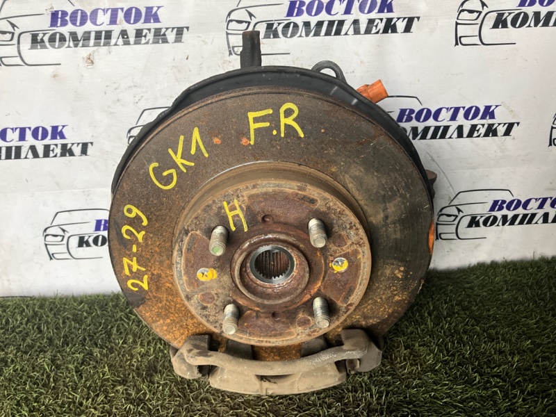 Ступица Honda Mobilio Spike 2006 GK1 L15A перед прав