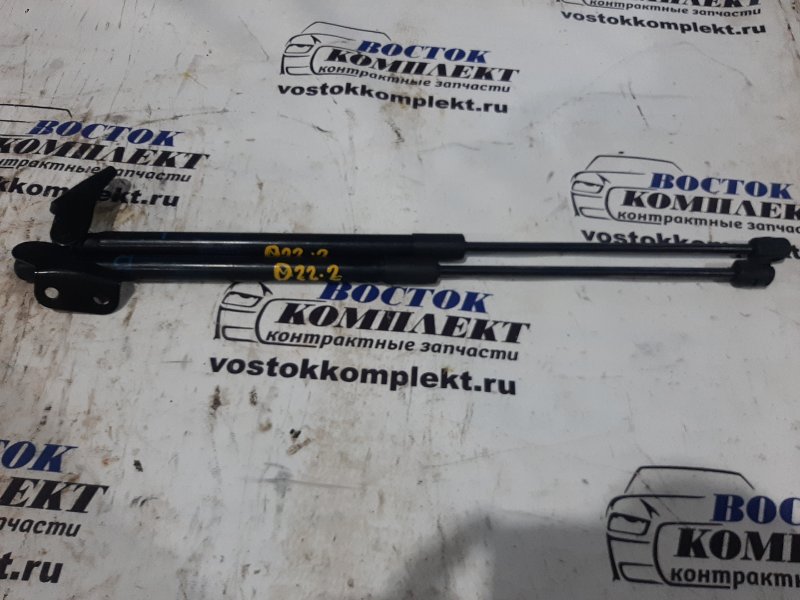 Амортизатор багажника Suzuki Swift ZD72S K12B