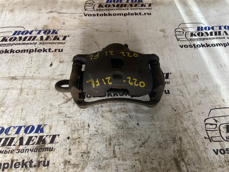 Суппорт Nissan Cube BZ11 CR14DE перед лев