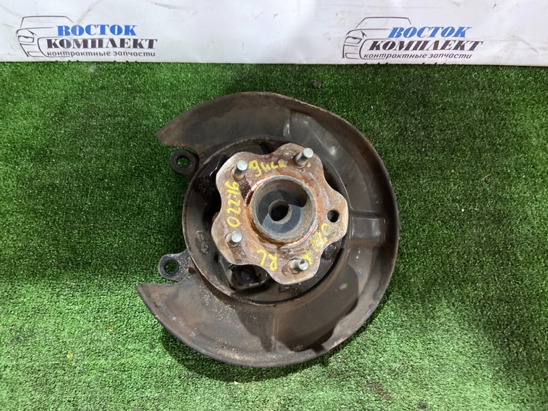 Ступица Nissan Serena CC25 MR20DE зад лев