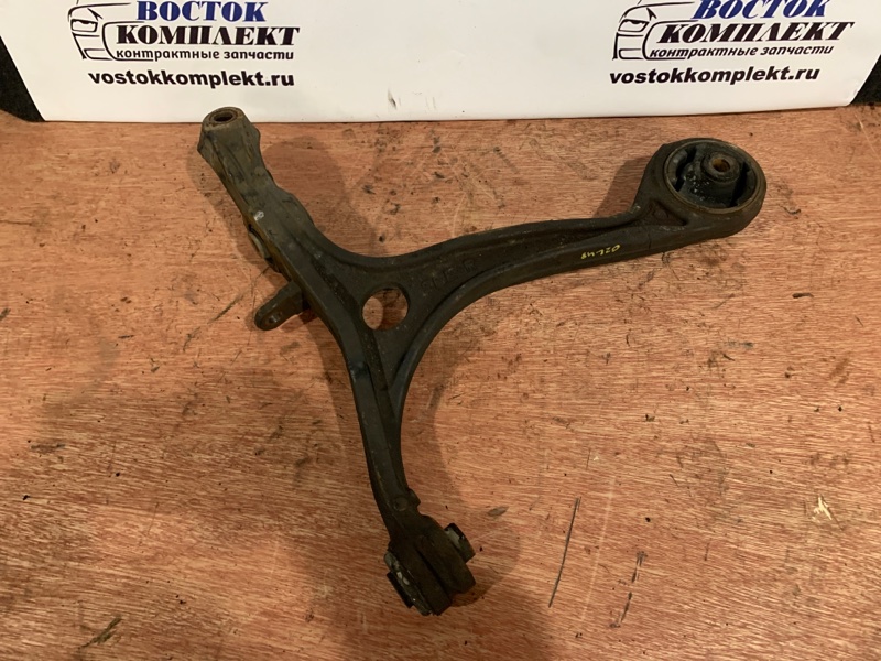 Рычаг подвески Honda Odyssey 2006 RB1 K24A перед прав