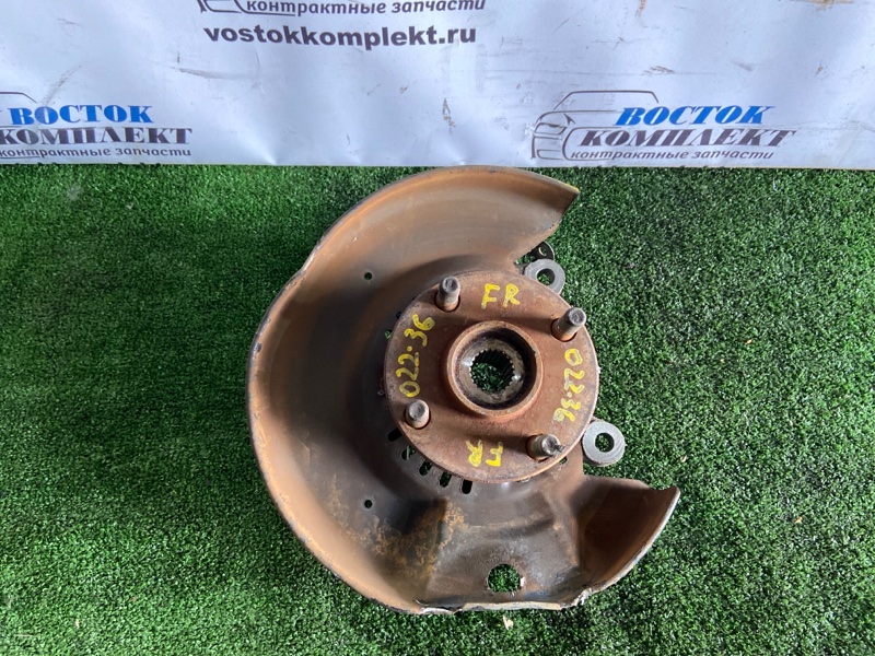 Ступица Toyota Porte NNP10 2NZ-FE перед прав