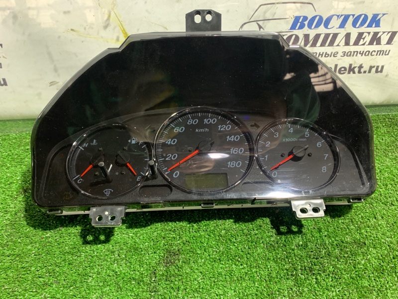 Комбинация приборов Mazda MPV 2004 LW3W L3-DE