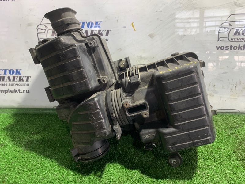 Корпус воздушного фильтра Honda Freed Spike 2011 GB3 L15A