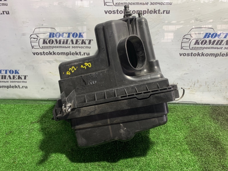 Корпус воздушного фильтра Nissan Serena C25 MR20DE