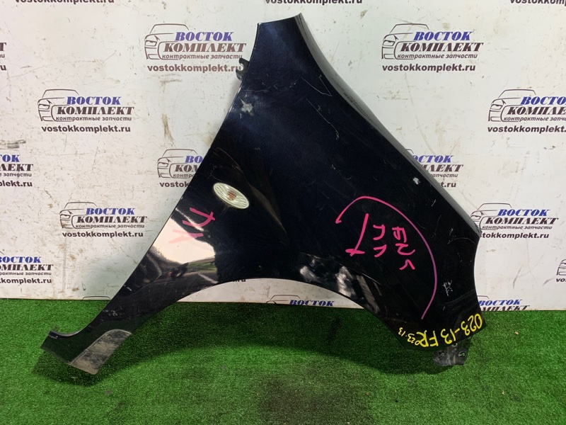 Крыло Nissan March NK13 HR12DE перед прав