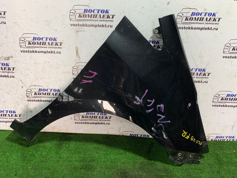 Крыло Toyota Ractis NCP125 1NZ-FE перед прав