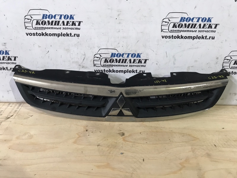 Решетка радиатора Mitsubishi Colt 2005 Z22A 4A90