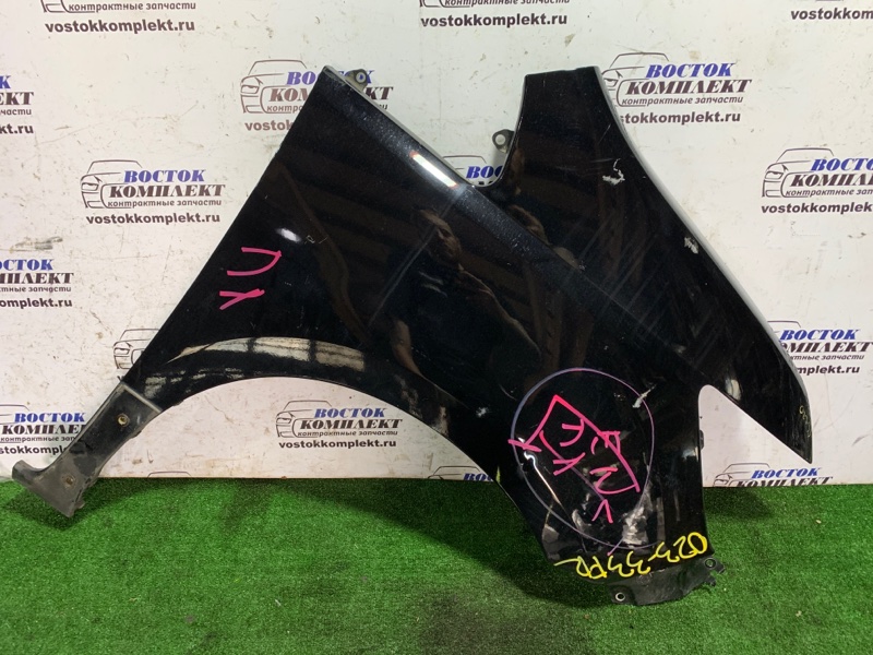 Крыло Nissan Serena CC25 MR20DE перед прав