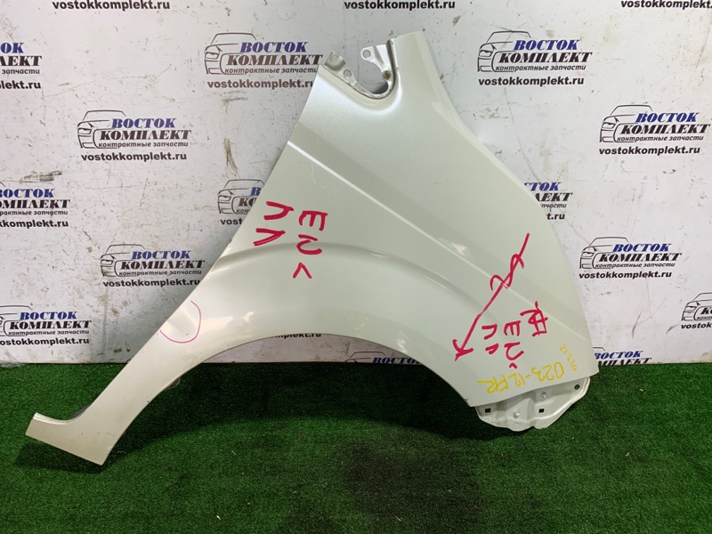 Крыло Toyota Spade NCP141 1NZ-FE перед прав