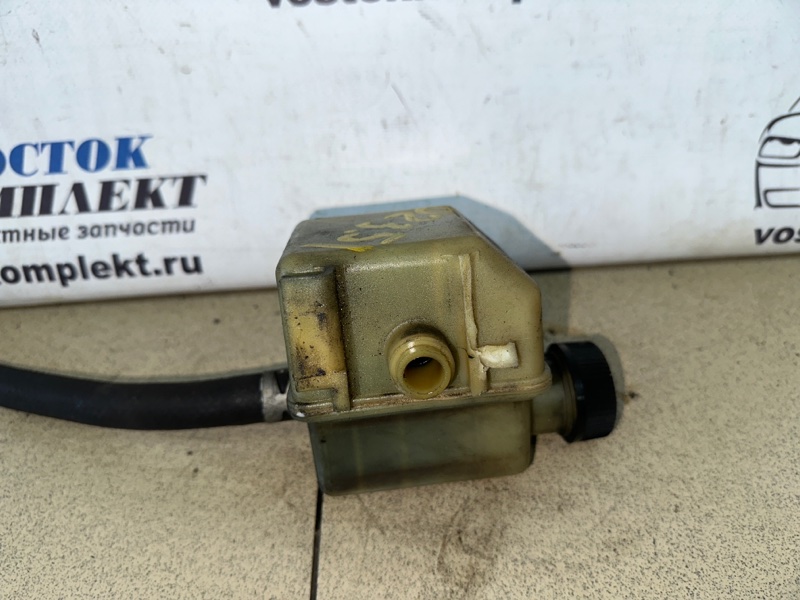 Бачок гидроусилителя Mazda Atenza GG3P L3-VE