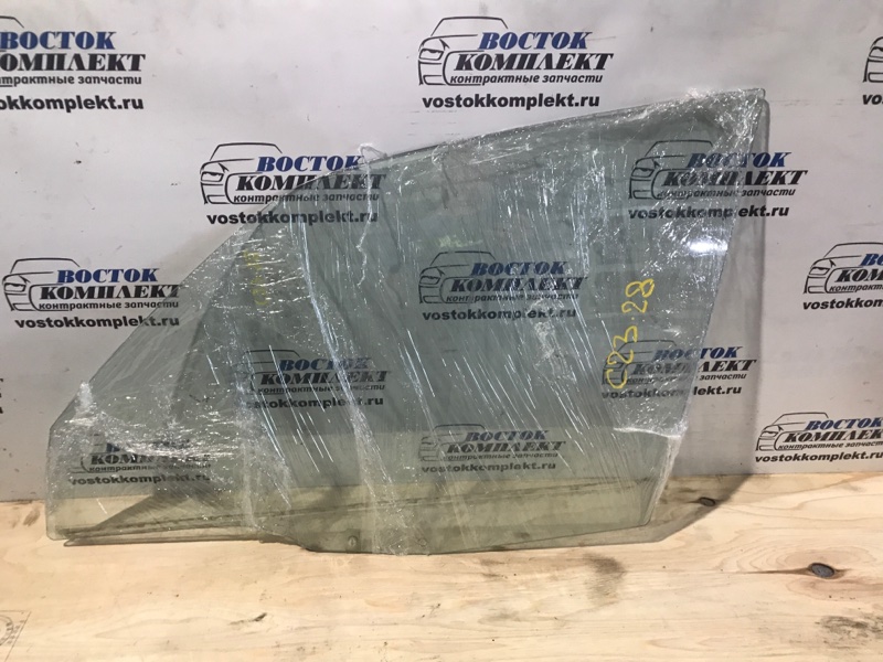 Стекло двери Mazda Demio 2002 DW3W B3E перед лев