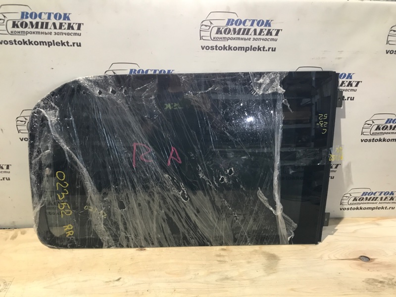Стекло собачника Honda Stepwgn 2002 RF3 K20A зад прав