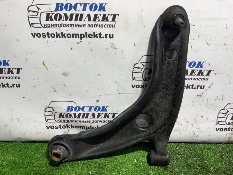 Рычаг подвески Toyota Ractis NSP120 1NR-FE перед лев