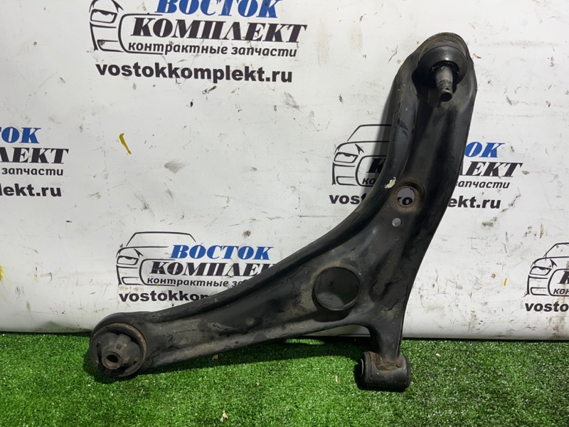 Рычаг подвески Toyota Will Cypha 2005 NCP75 1NZ-FE перед лев