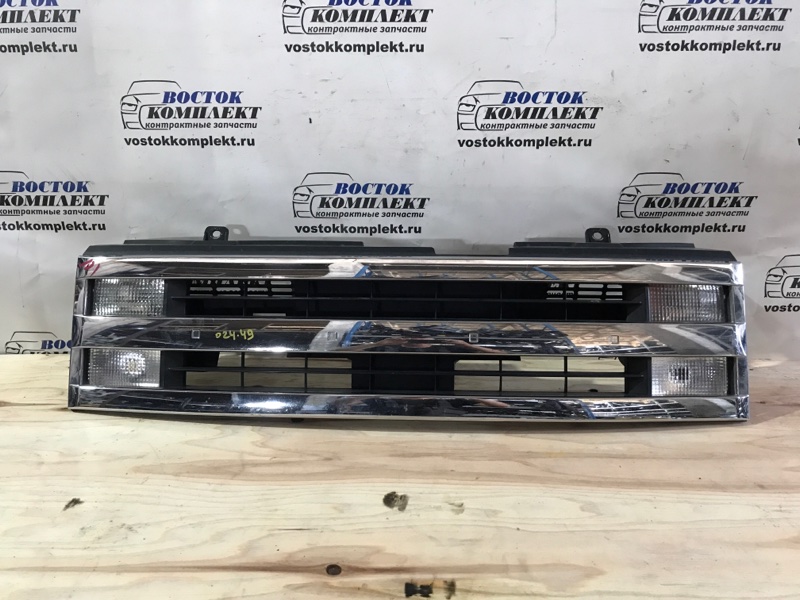 Решетка радиатора Nissan Cube BZ11 CR14DE