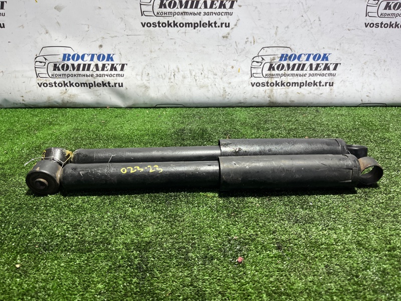 Амортизатор подвески Daihatsu Terios Kid J111G EF-DET зад