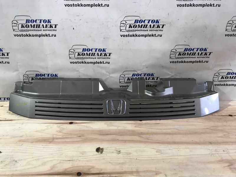 Решетка радиатора Honda Mobilio GB1 L15A