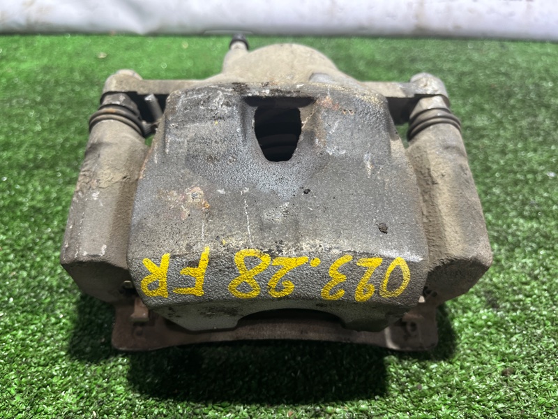 Суппорт Toyota Belta KSP92 1KR-FE перед прав