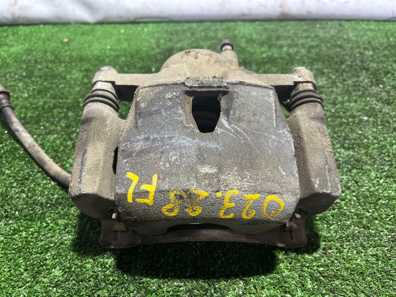 Суппорт Toyota Belta KSP92 1KR-FE перед лев